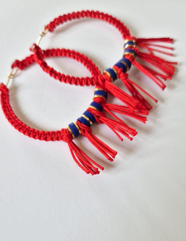 AKA - Boucles